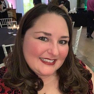 Meet your Posher, Sarah beth